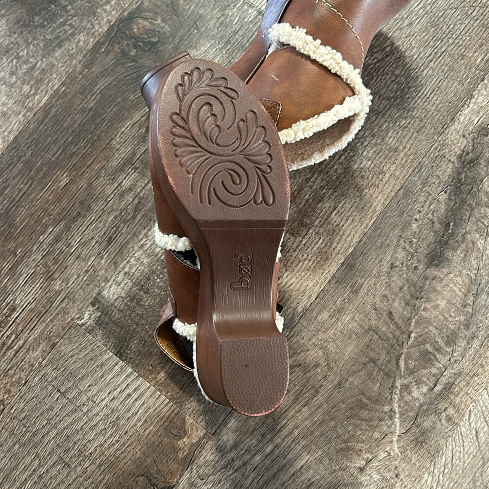 B.O.C by born women’s clogs - Picture 4 of 5